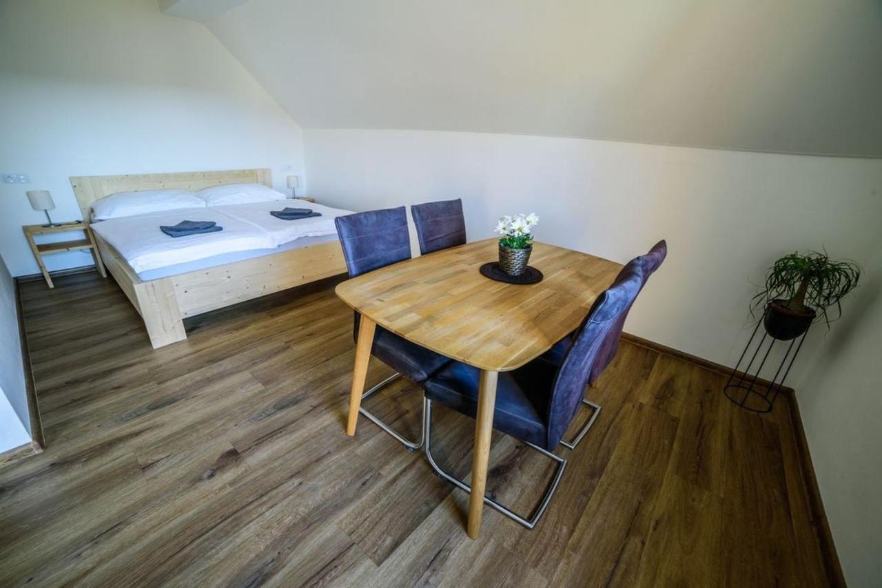 Apartmany Faustin 크빌다 객실 사진